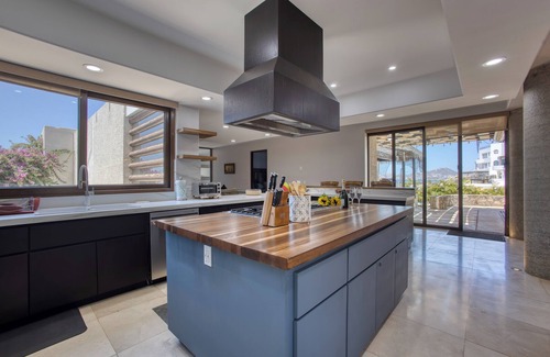 Cabo San Lucas Casa | Infiniti Pool-View of Arch, Oceanview-Walk to Beach, Cape Hotel, Close to Dwntn