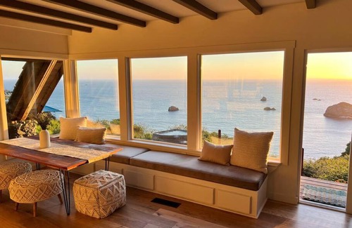 Trinidad Casa | Infinity ocean view, while soaking in the hot tub!