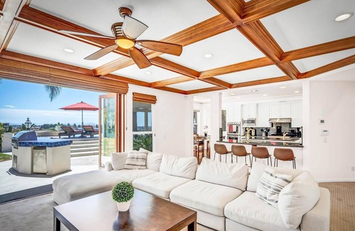 Scripps Ranch Casa | Infinity Pool & Lake View Private 5BR for Families