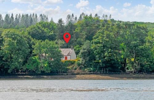 Landshipping Casa | Inglenook Cottage