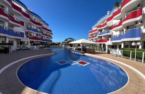 Ingleses Norte Apartamento | Ingleses Holiday Gaivotas 2qts piscina aquecida frente e vista mar dos quartos Recep e Seg 24hs