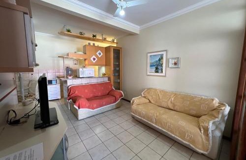 Ingleses Norte Apartamento | Ingleses Holiday Gaivotas 2qts piscina aquecida frente e vista mar dos quartos Recep e Seg 24hs