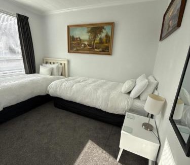 Rewa Cama Y Desayuno | Inglewood shared Home BNB
