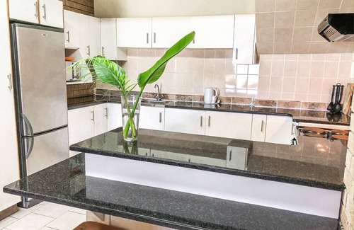 St. Lucia Hotel | Ingwenya Lodge