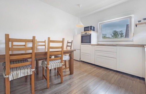 Hildesheim District Casa | Posada 'Haus Am Garten' con terraza privada, jardín y balcón