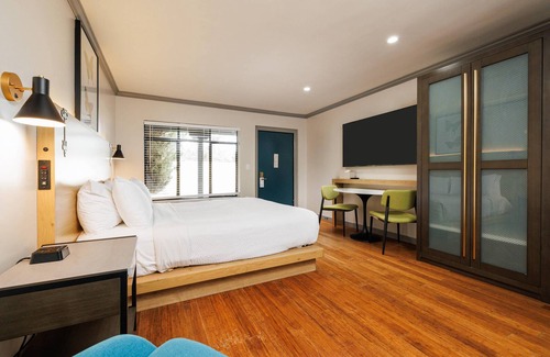 Novato Hotel | Inn Marin and Suites, Ascend Hotel Collection