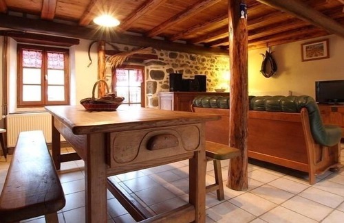 Saint-Julien-des-Chazes Casa | Casa rural Saint-Julien-des-Chazes, 3 dormitorios, 8 personas