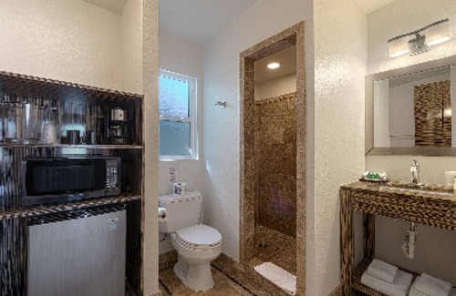 Warm Sands Hotel | Inndulge -- A Modern Gay Men's Resort