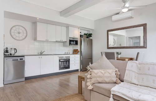 Spring Hill Apartamento | Inner City Gem. Right next to the St Andrews Hospital and Roma Street Parklands.