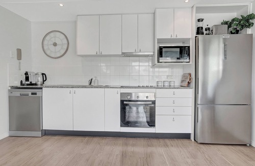 Spring Hill Apartamento | Inner City Gem. Right next to the St Andrews Hospital and Roma Street Parklands.