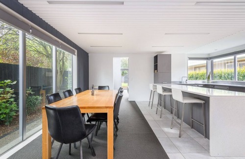 Christchurch City Centre Casa | Inner City House - Great Location!