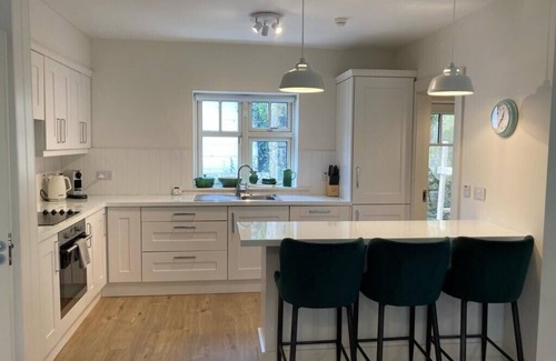 Dalkey Casa | Innisfree: A Two-Story Detached Gem in the Heart of Dalkey village