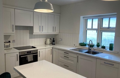 Dalkey Casa | Innisfree: A Two-Story Detached Gem in the Heart of Dalkey village