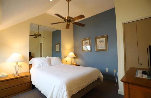 Waterville Valley Casa | Inns of WV 403