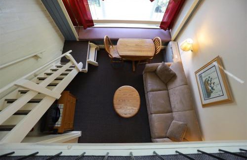 Waterville Valley Casa | Inns of WV 403