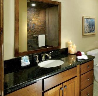 West End Casa | Innsbruck Aspen Deluxe Two-Bedroom Suite 02 w/Hot tub, Centrally located