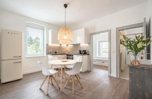 Innsbruck Apartamento | InnsbruckHomes at Botanical Garden