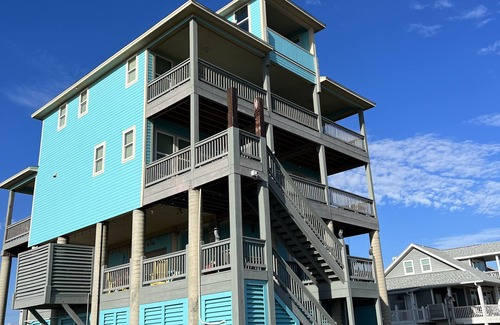 Port Bolivar Casa | Bult en 2014: Casa de 5 dormitorios frente al mar ubicada en 3 acres de acres, acres