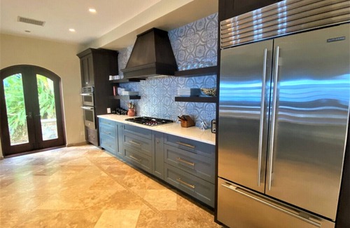 Maho Bay Quarter Villa | Insane views - Best Location - Simply Awesome-backup generator