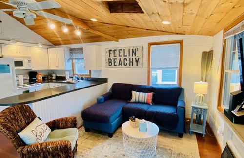 Old Lyme Casa | Insta-worthy Couples Retreat: Perfect for romantic getaway!