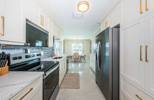 Indian Rocks Beach Casa | Intercoastal waterfront home with Beautiful Bayside pool