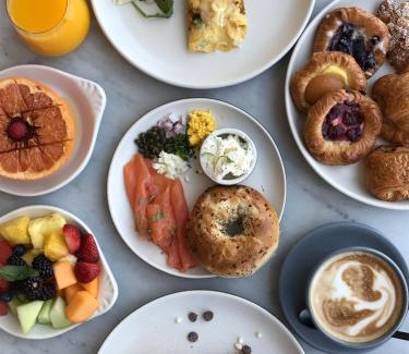 Financial District Hotel | InterContinental - Los Angeles Downtown by IHG