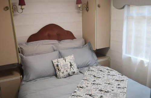 Lambesc Cama Y Desayuno | Interlude