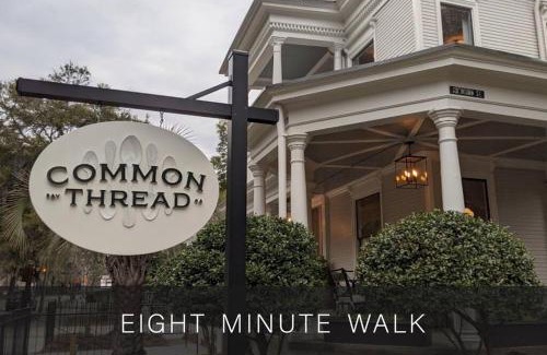 Thomas Square Casa | Intimate Library Studio - Minutes to Forsyth Park