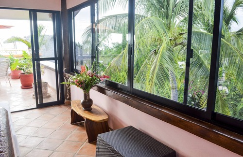 Brisas de Zicatela Apartamento | Vista al mar, apartamento de lujo en la azotea, gran terraza, piscina libre de cloro