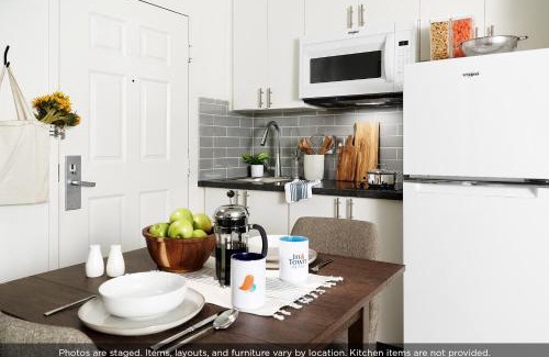Northwest Hotel | InTown Suites Extended Stay Virginia Beach VA