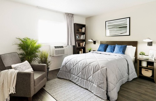 Suwanee Hotel | InTown Suites Extended Stay Atlanta - GA Suwanee