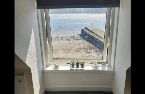 Campbeltown Apartamento | Inviting 1-Bed Apartment in Campbeltown Loch views