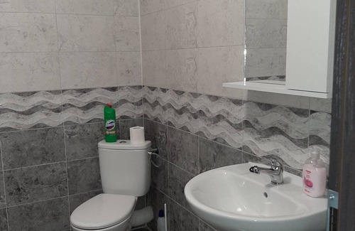 Chiajna Casa | Inviting 1-Bed House in Roșu