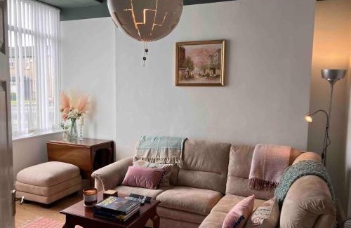 Sunderland Casa | Inviting 2-Bed House in Sunderland WiFi Parking
