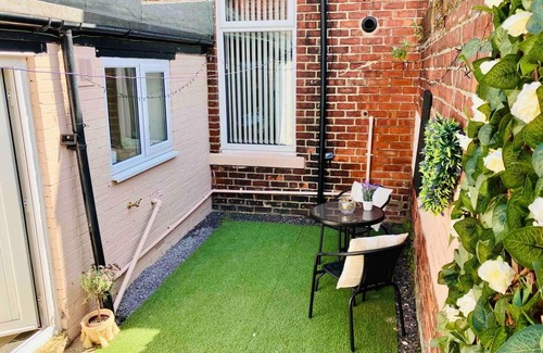Sunderland Casa | Inviting 2-bed House in Sunderland, Wifi, Parking