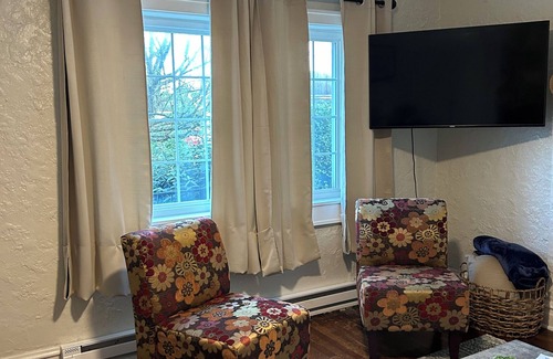 Summerlee Apartamento | Inviting 2-bedroom apartment in the heart of New River Gorge National Park.