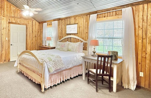 Montgomery Casa | Inviting 3-bedroom Guest House in Historic Downtown Montgomery