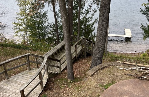 Webster Casa | Inviting 4BR/3Bath Home w/ hot tub on crystal clear Devil's Lake in Webster, WI