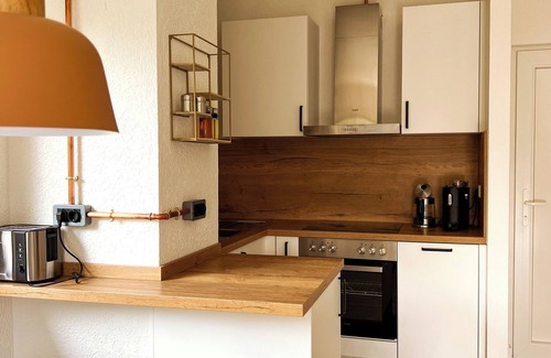 Rauhenbretzingen Apartamento | Bonito apartamento con balcón situado en una zona verde a 8 min de Schwäb. Hall