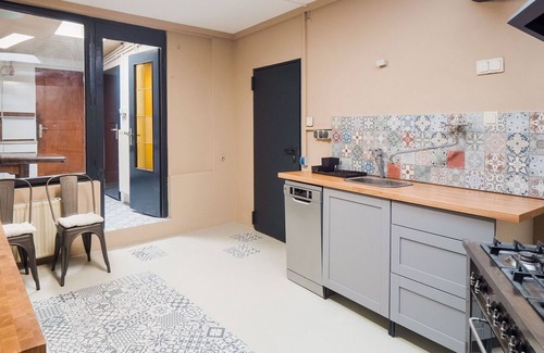 Wellmich Casa | Casa de vacaciones acogedora en Sankt Goarshausen con bar
