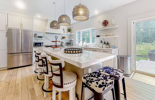 Salisbury Casa | Inviting house in Salisbury with EV charger, balcony, firepit, and gas grill
