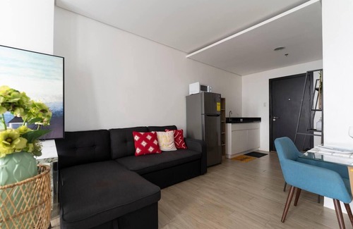Cebu Apartamento | Inviting To Your Home Near The City Life