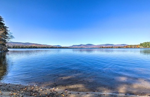 Weld Casa | Inviting Webb Lake Cabin with Mountain Views