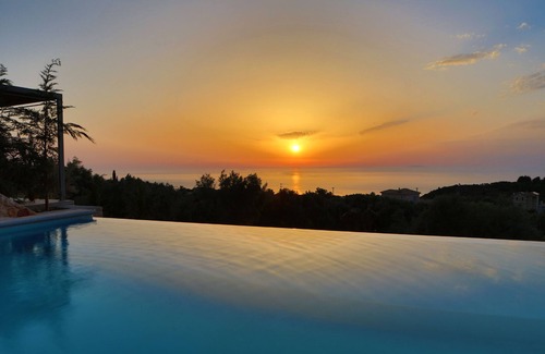 Tsoukaladhes Villa | Villas Jónicas con Vistas al Mar II