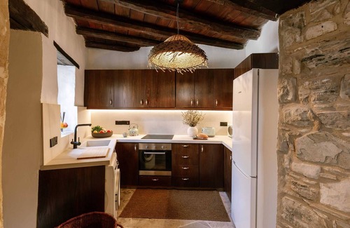 Panagia Cabaña | Ioulia’s Cottage by Nomads