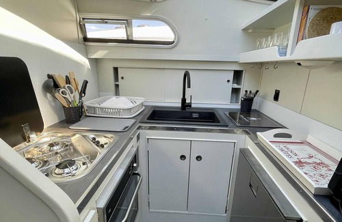 Nevers Alquiler De Eote | IRIS BATEAU DOUILLET