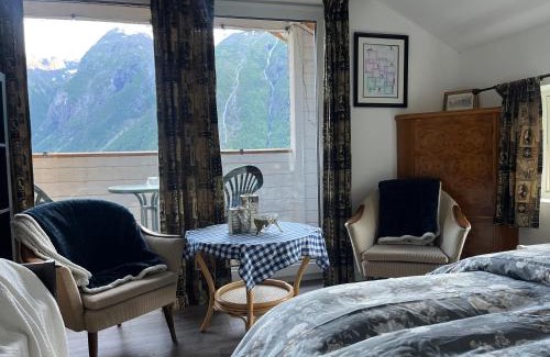 Eresfjord Otro | Iris Vedal