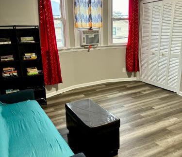 North Ironbound Apartamento | Iron Bound Gem