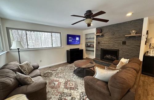 Lake Harmony Estates Casa | Iron Hill
