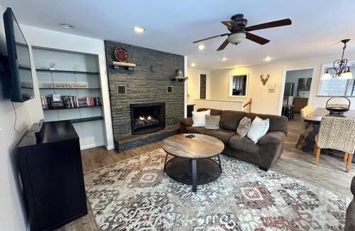 Lake Harmony Estates Casa | Iron Hill